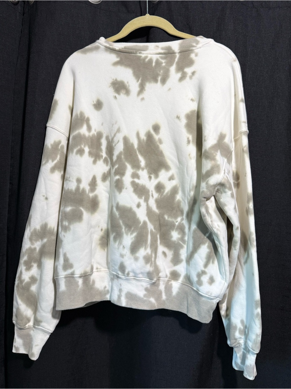 Coors Banquet Rodeo Tie-Dye Sweatshirt in Beige and Cream- Size Medium NWT! - Picture 4 of 7